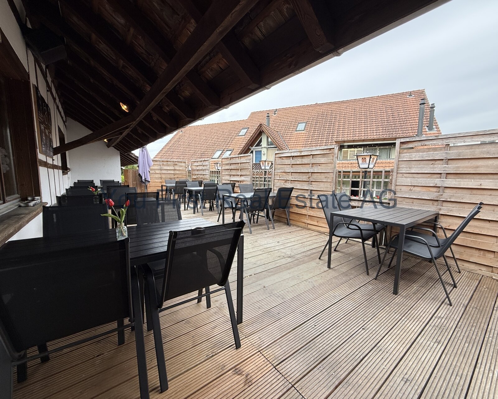 ERFOLGSLOKAL IN AARWANGEN – STILVOLLE MUSIKBAR & RESTAURANT MIT TERRASSE, EVENTBEREICH UND RIESIGEM POTENZIAL