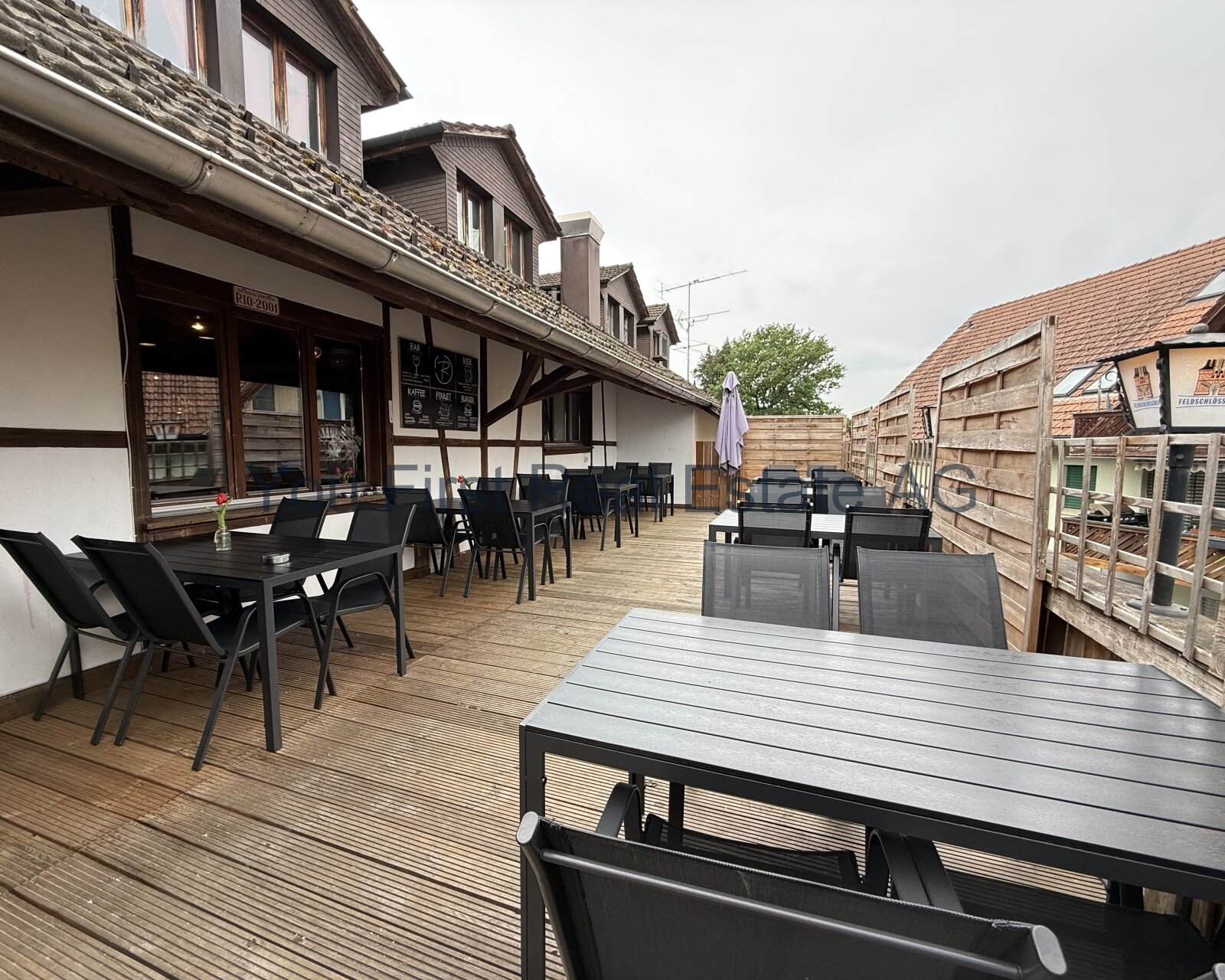 ERFOLGSLOKAL IN AARWANGEN – STILVOLLE MUSIKBAR & RESTAURANT MIT TERRASSE, EVENTBEREICH UND RIESIGEM POTENZIAL