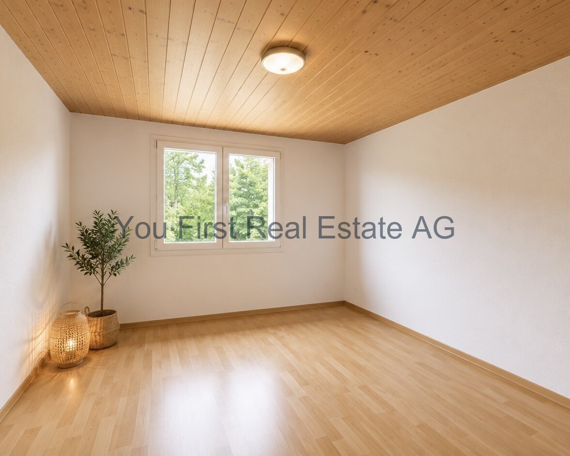 Charmantes 5.5-Zimmer Eckreiheneinfamilienhaus mit Potenzial und traumhafter Aussicht