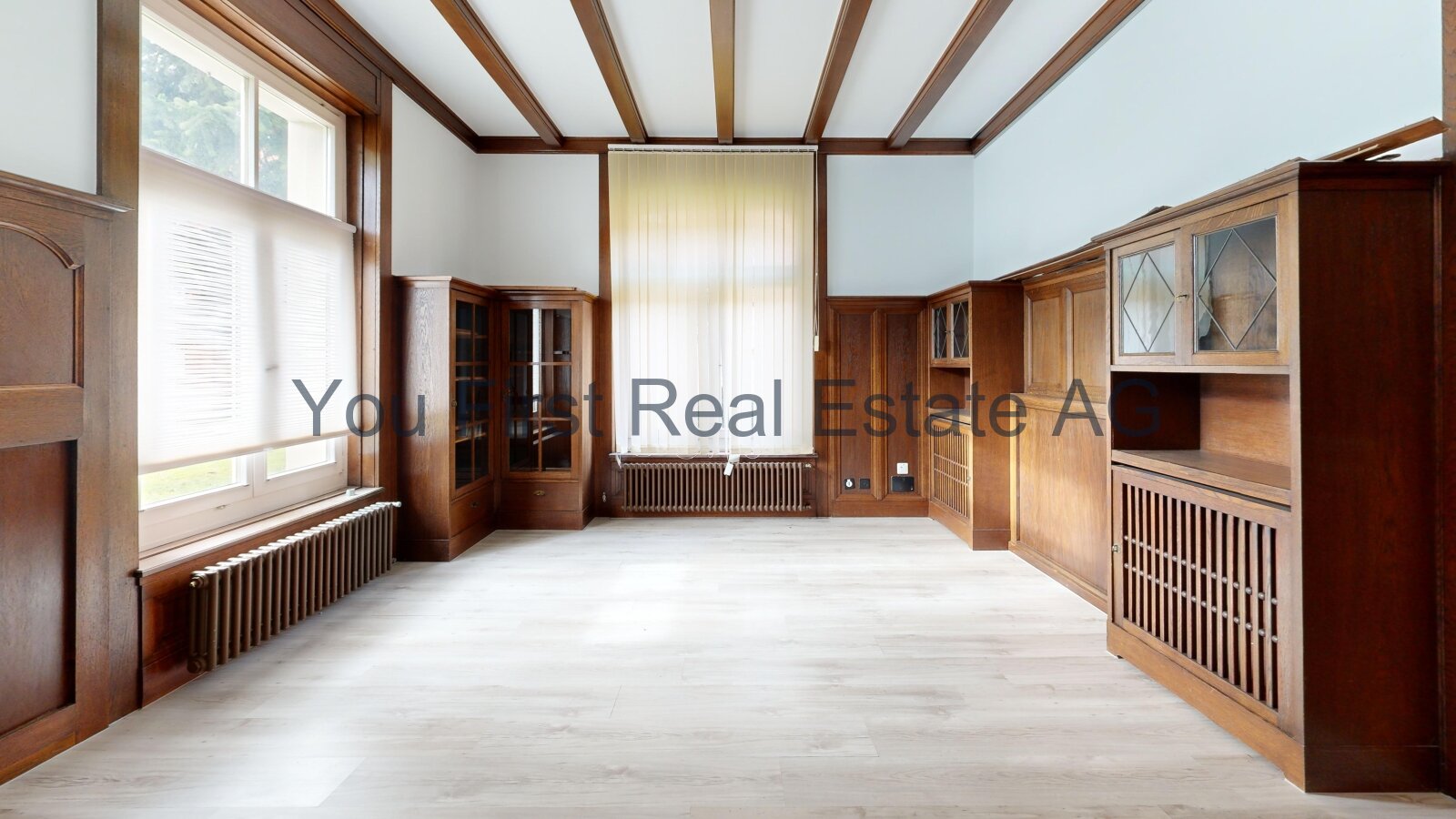 Repräsentative Büroräumlichkeiten mit historischem Charme und stilvoller Architektur