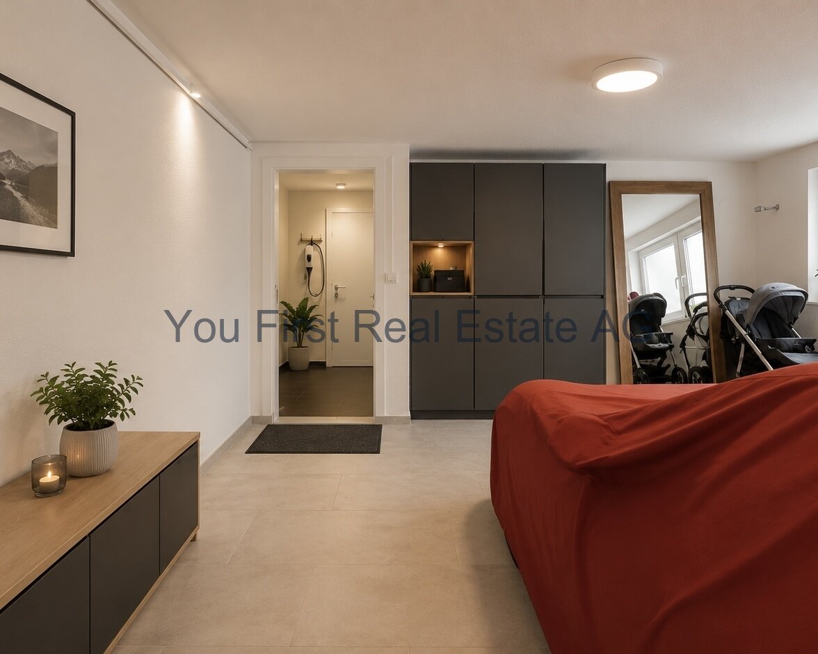 Grosszügige Sonnenterrasse mit unverbaubarem Panoramablick über das Tal