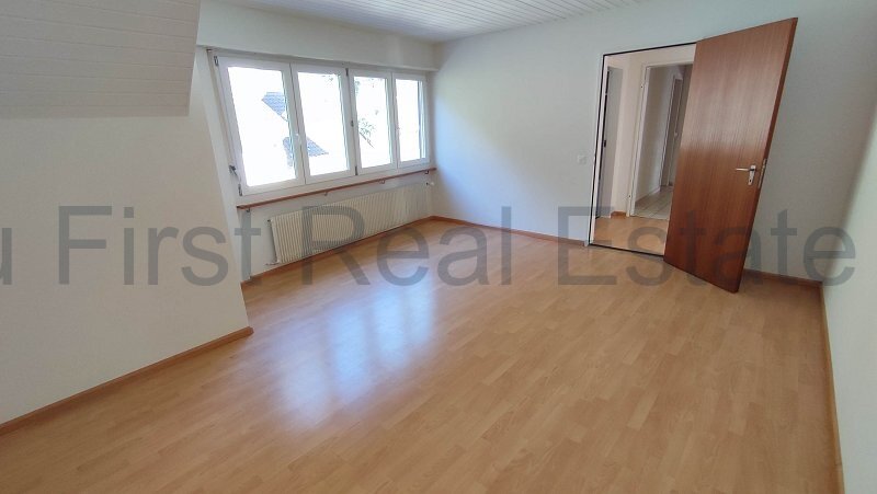 Tolle idyllische 4.5 Zimmerwohnung