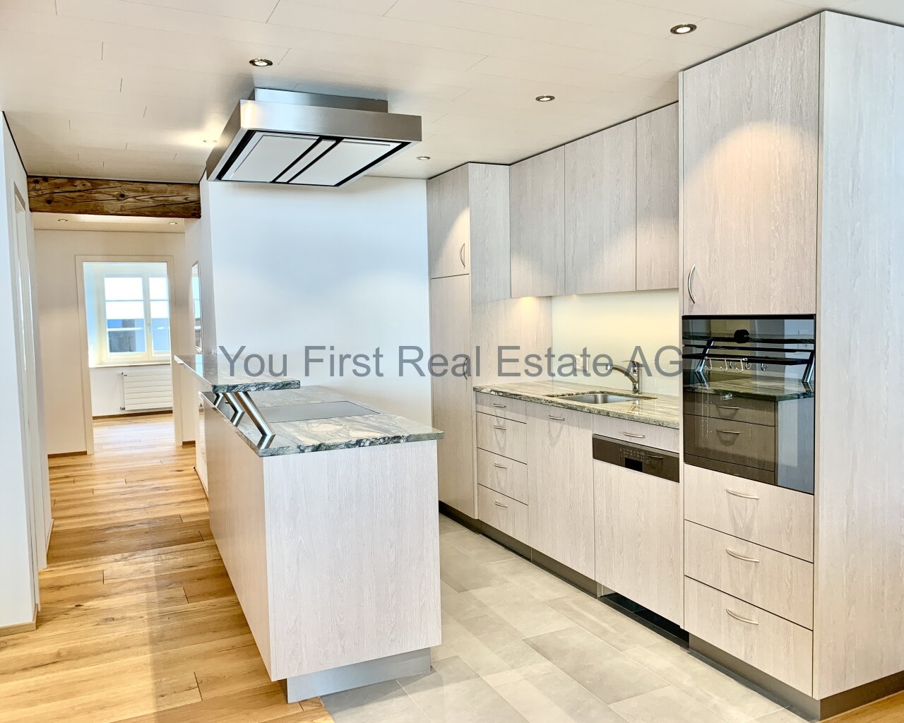 Luxus 2.5 Zimmerwohnung