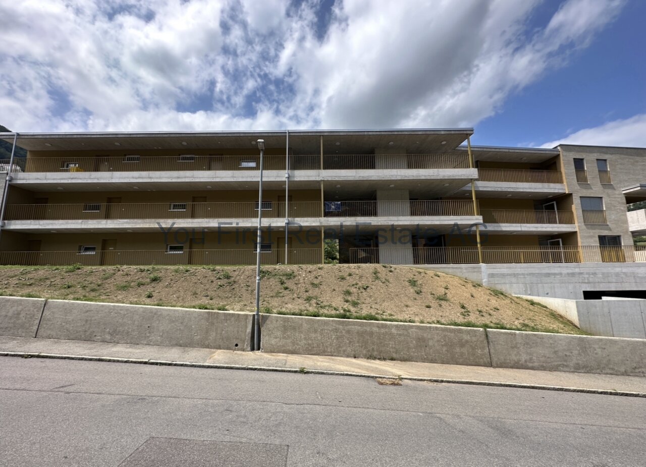 2.5 Zimmerwohnung mit grosser Terrasse