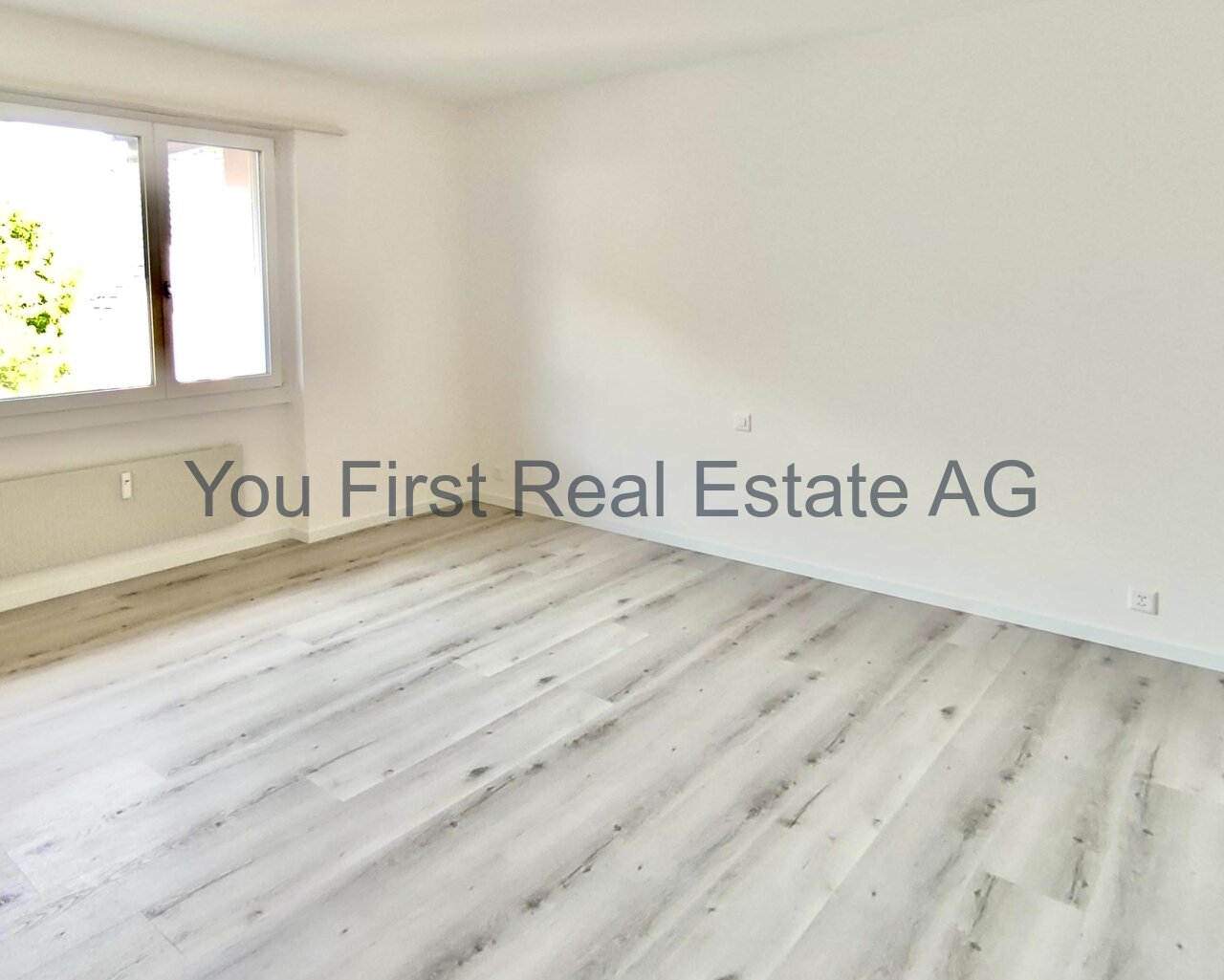 Top Attikawohnung mit grossem Balkon