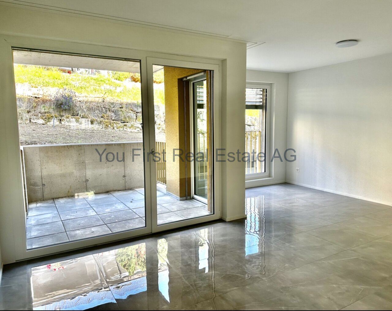 2.5 Zimmerwohnung mit grossem Balkon