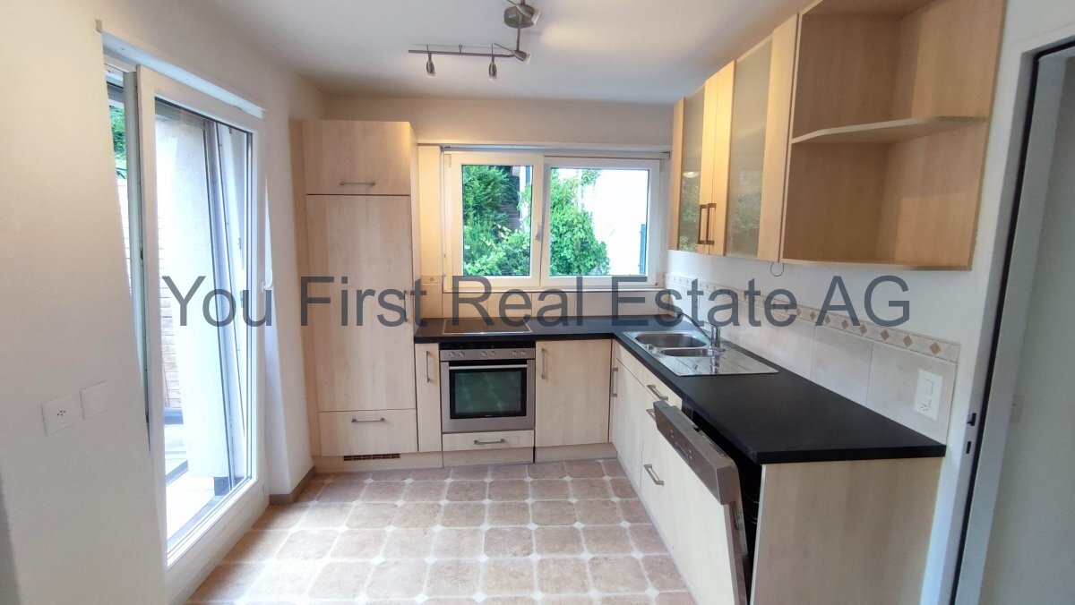 4.5 Zimmer Wohnung mit grosser Terrasse + Balkon