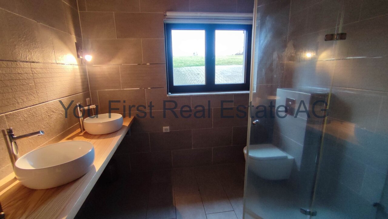 VERKAUFT - Weitblick über Hagenthal le Bas direkt am Golfplatz