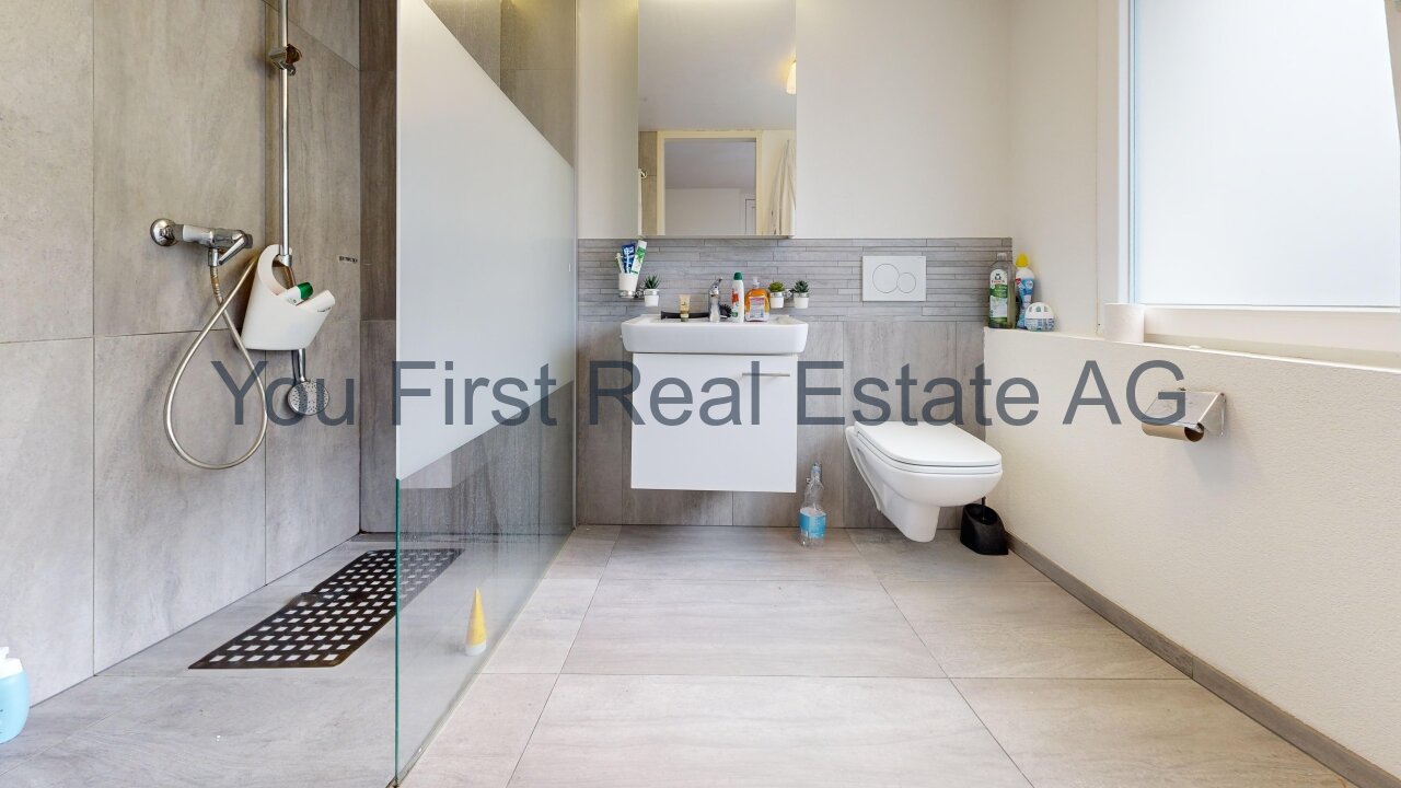 VERKAUFT - Mehrfamilienhaus mit drei autonomen Wohnungen