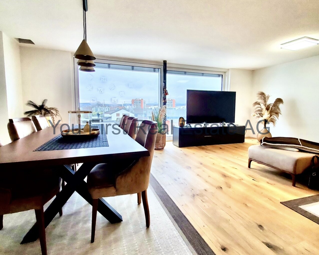 Neue schöne Attika Maisonette Eigentumswohnung