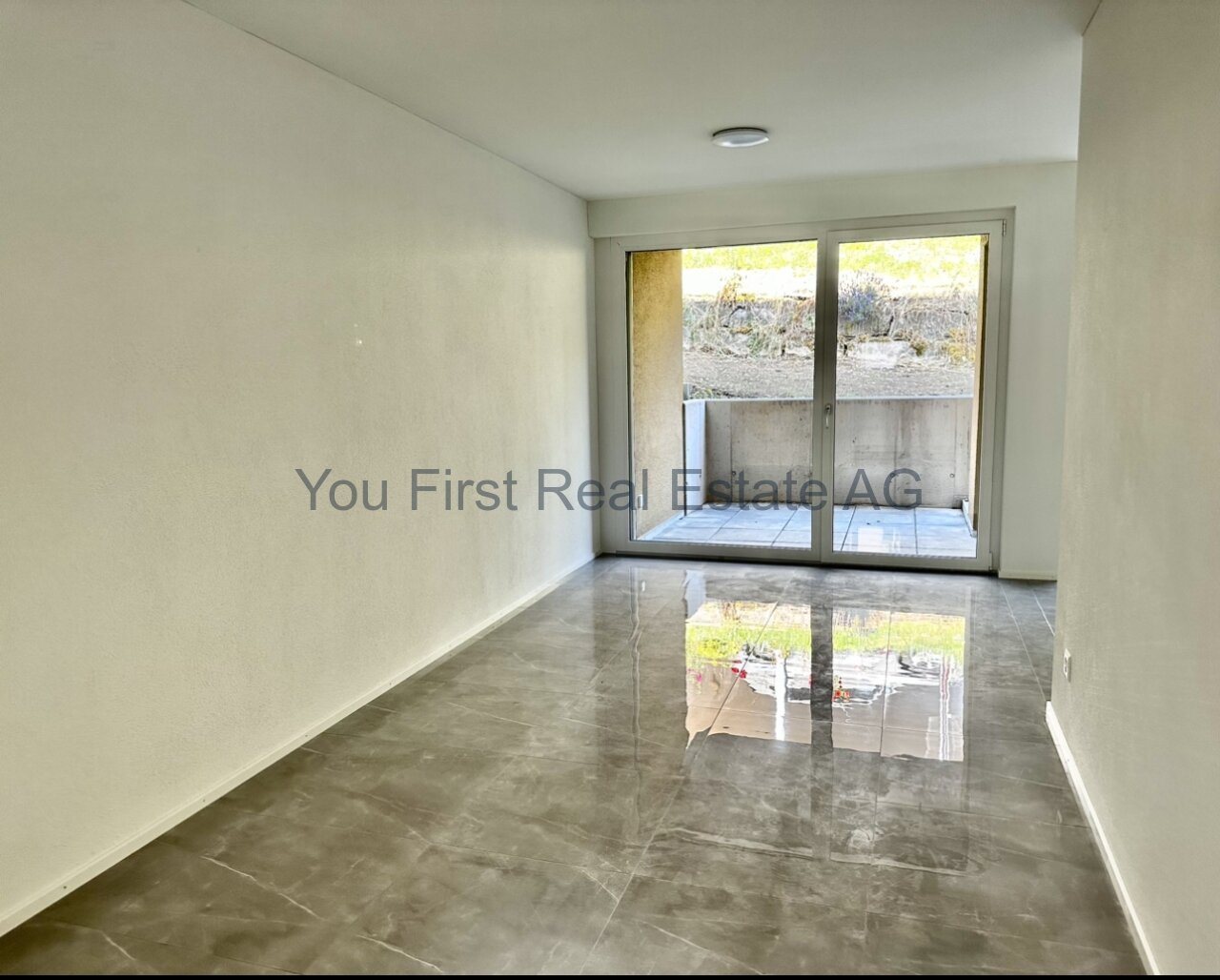 2.5 Zimmerwohnung mit grossem Balkon