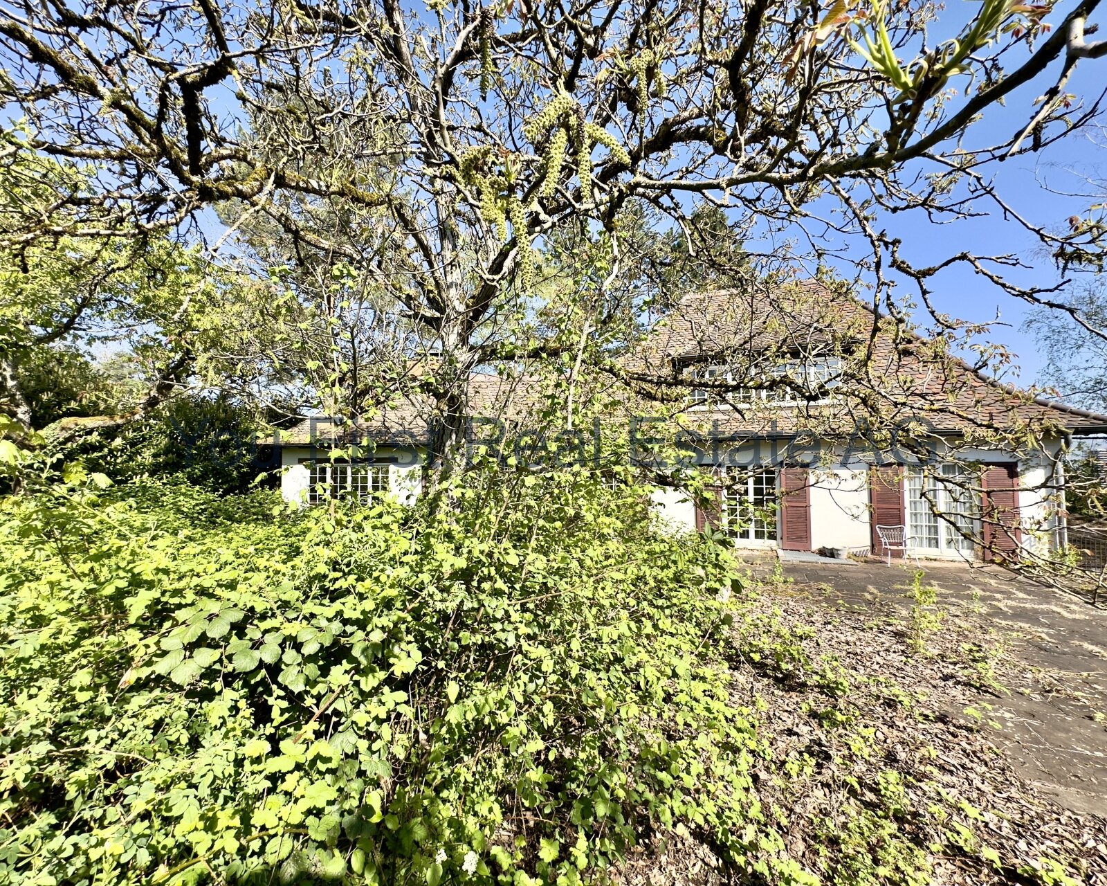 VERKAUFT - Zeitlos schöne Landhausvilla an bester Lage