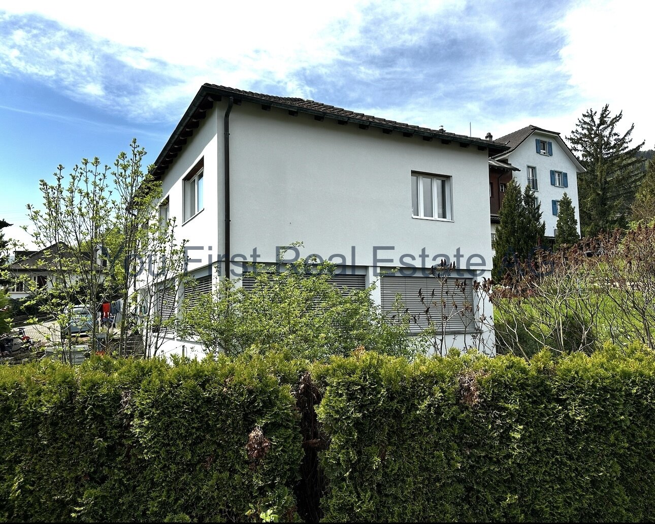 VERKAUFT - Mehrfamilienhaus mit drei autonomen Wohnungen