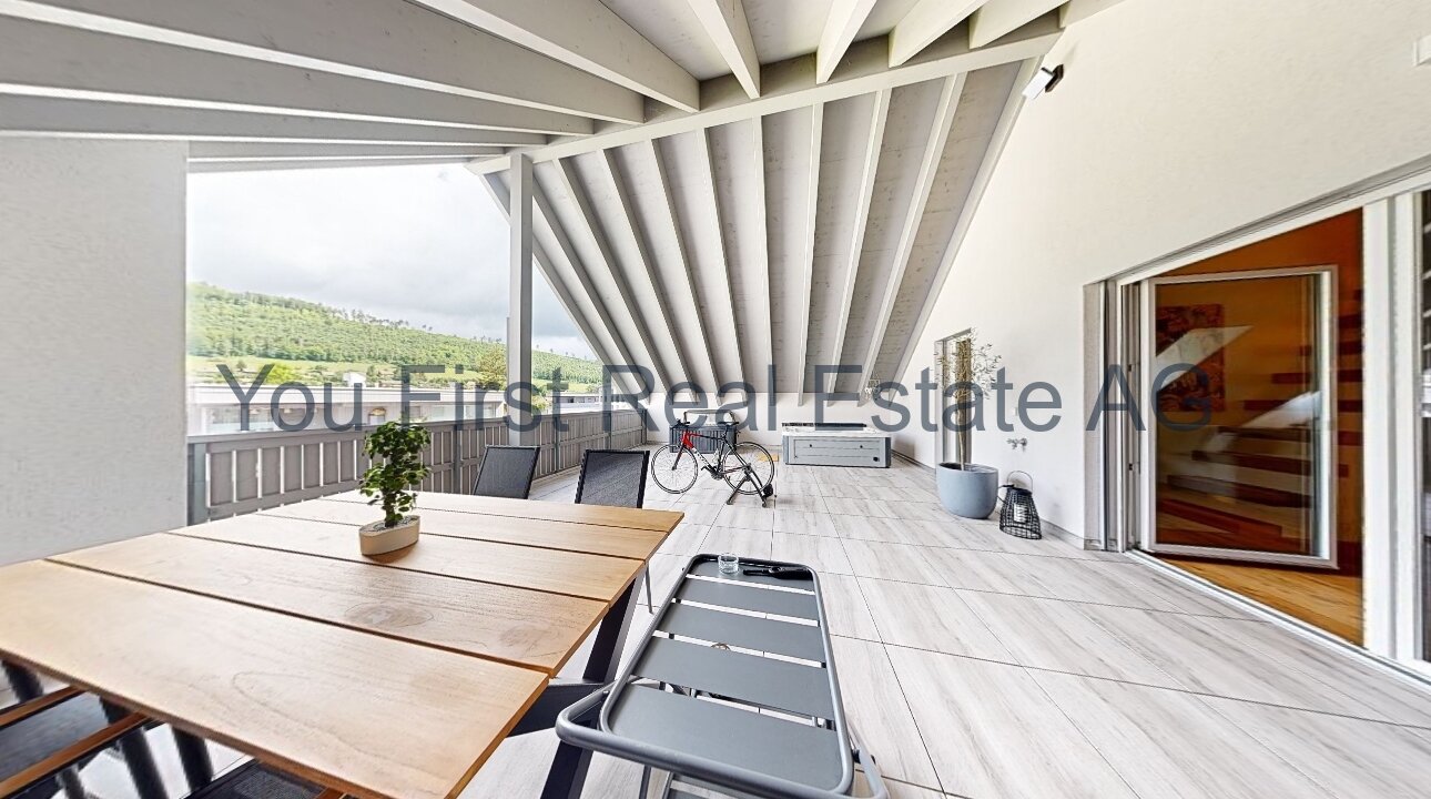 Eigentumswohnung mit grosser Terrasse und Whirlpool