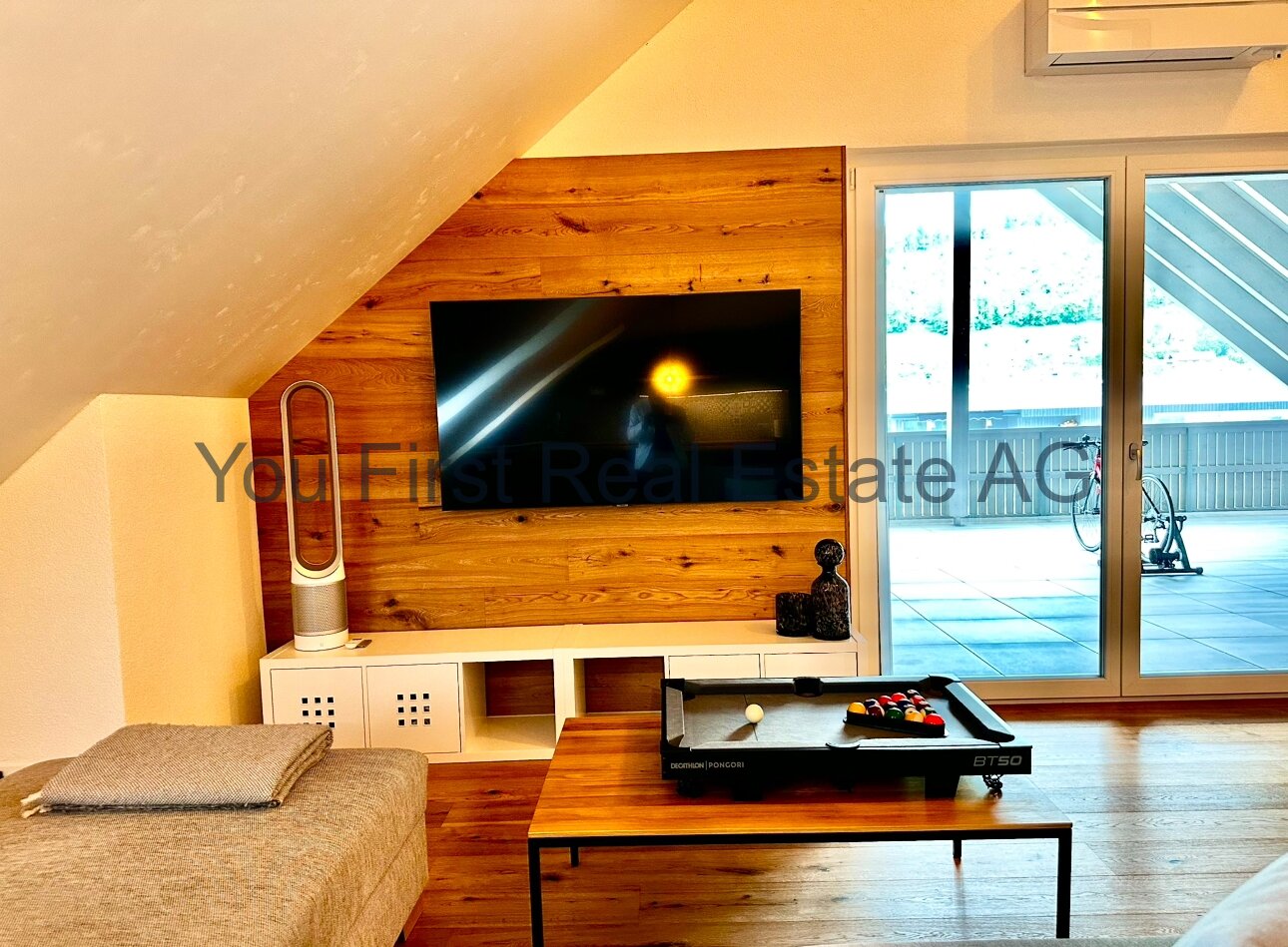 Eigentumswohnung mit grosser Terrasse und Whirlpool