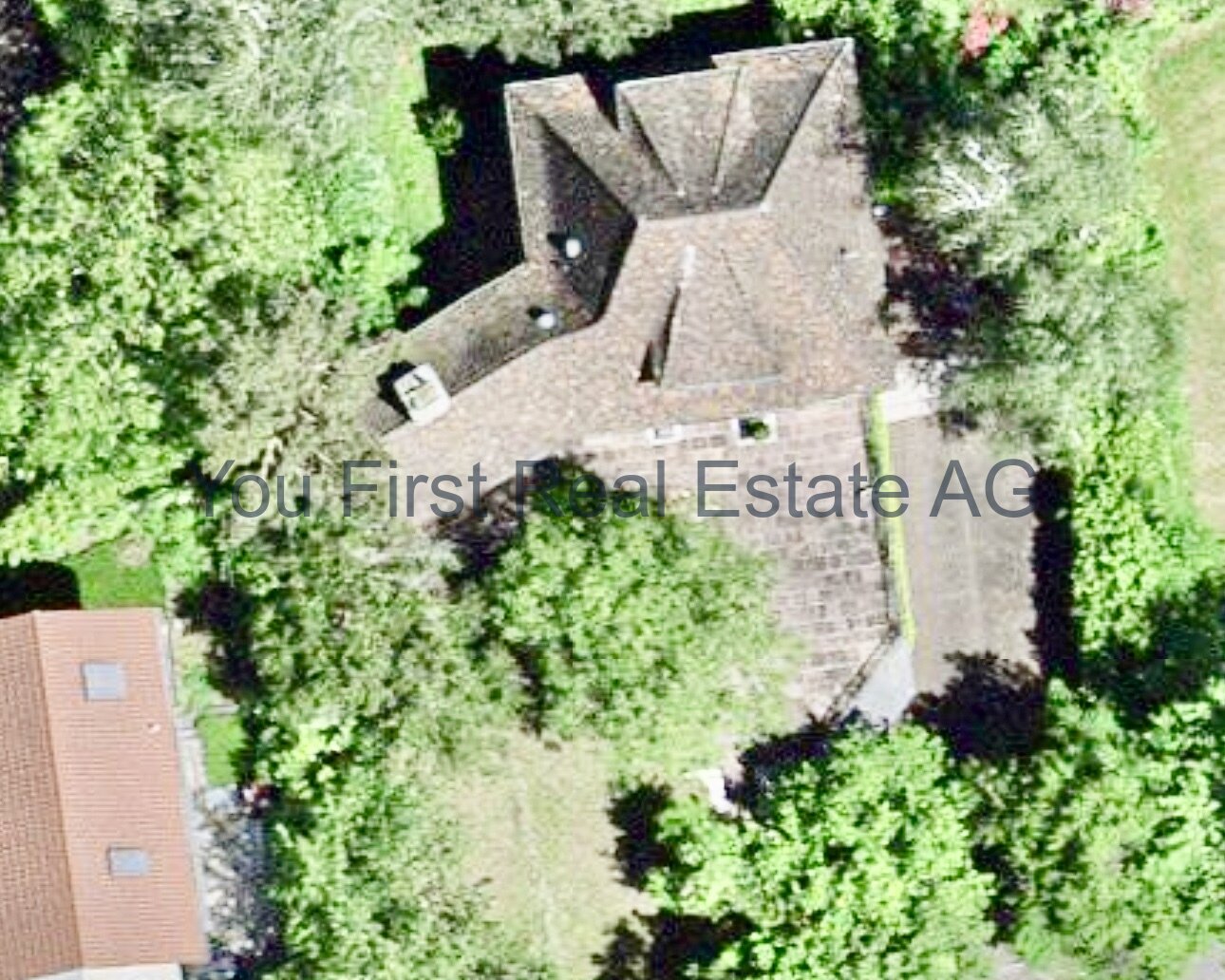 VERKAUFT - Zeitlos schöne Landhausvilla an bester Lage