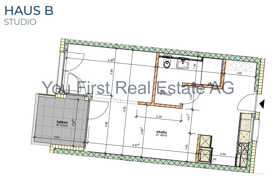 Studio mit großem Balkon 