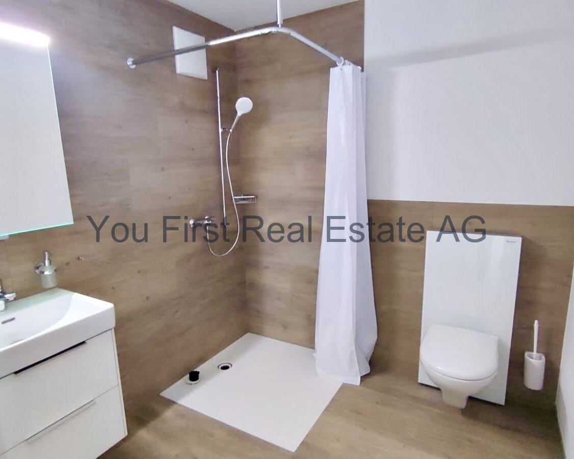 Studio mit großem Balkon 