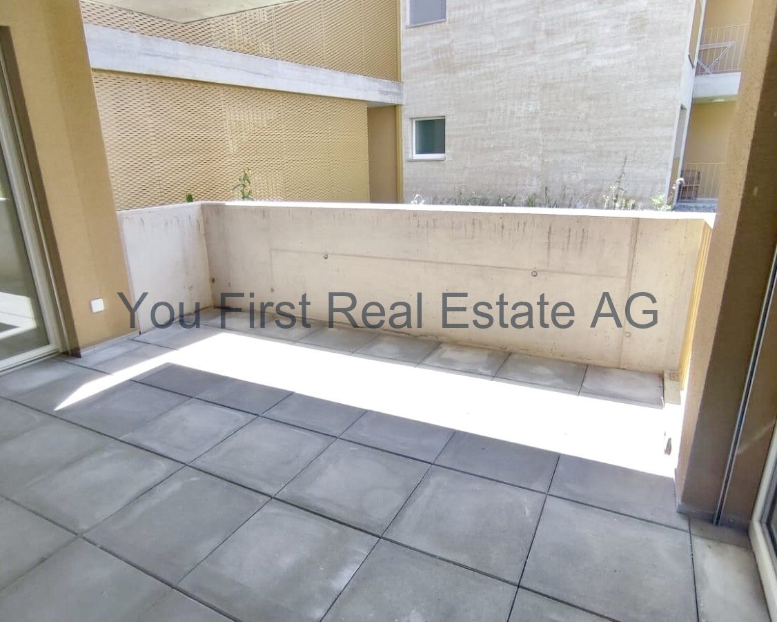 Studio mit großem Balkon 