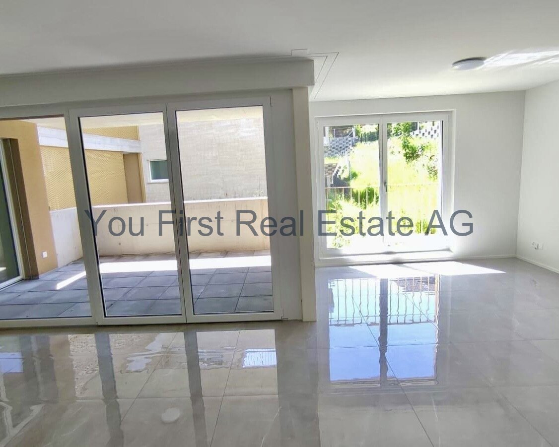 Studio mit großem Balkon 