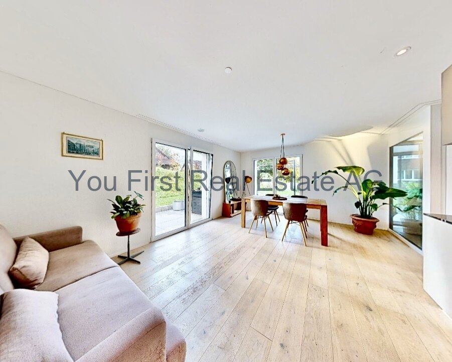 Gartenwohnung mit exklusiven Wintergarten