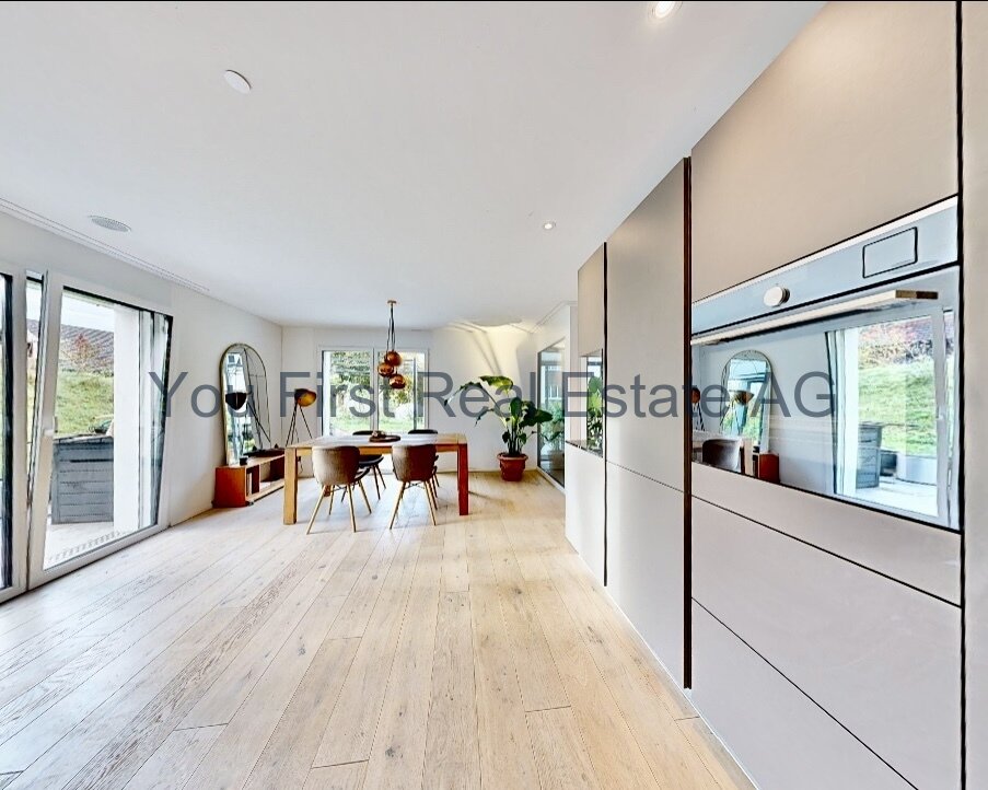 Gartenwohnung mit exklusiven Wintergarten