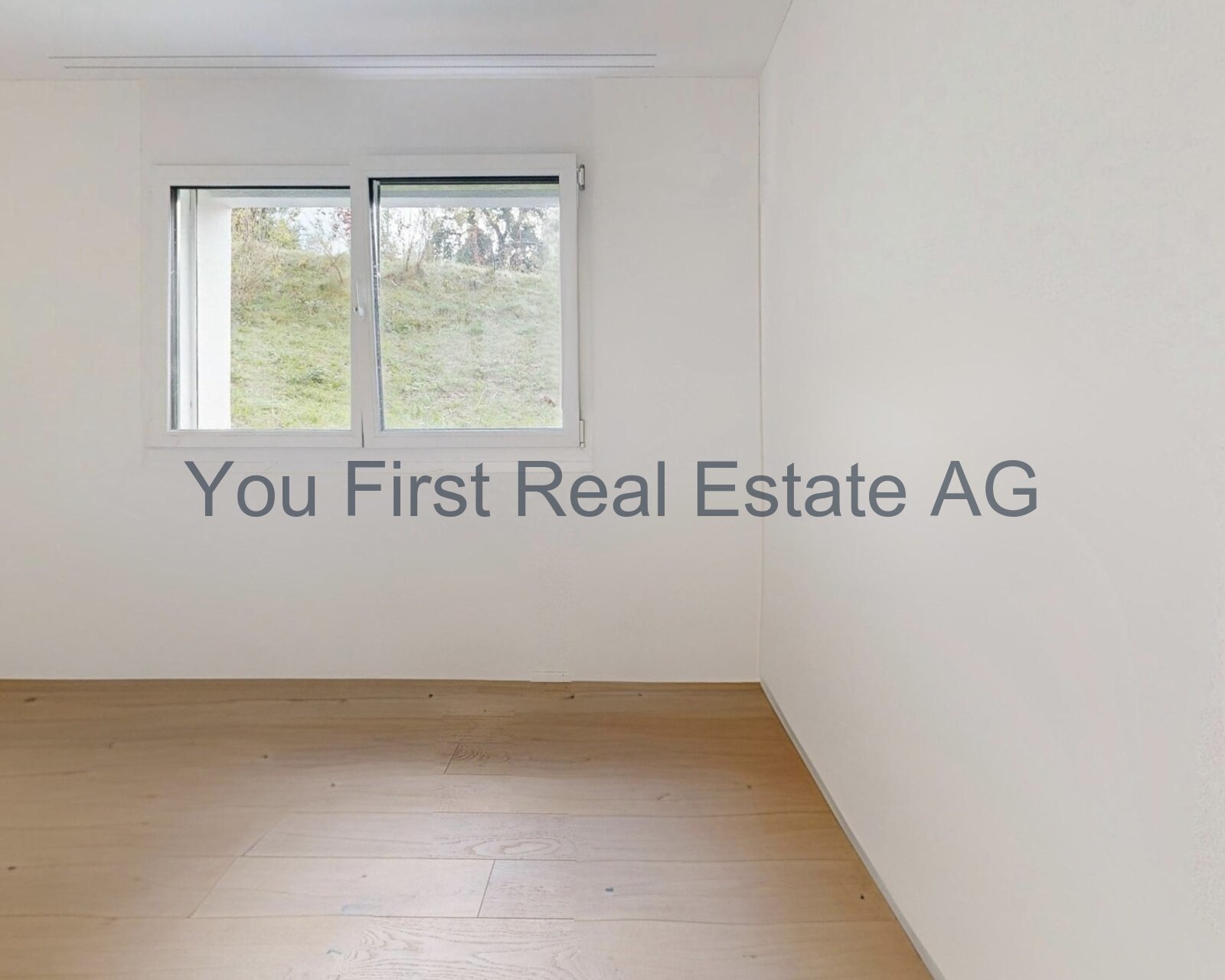 Gartenwohnung mit exklusiven Wintergarten