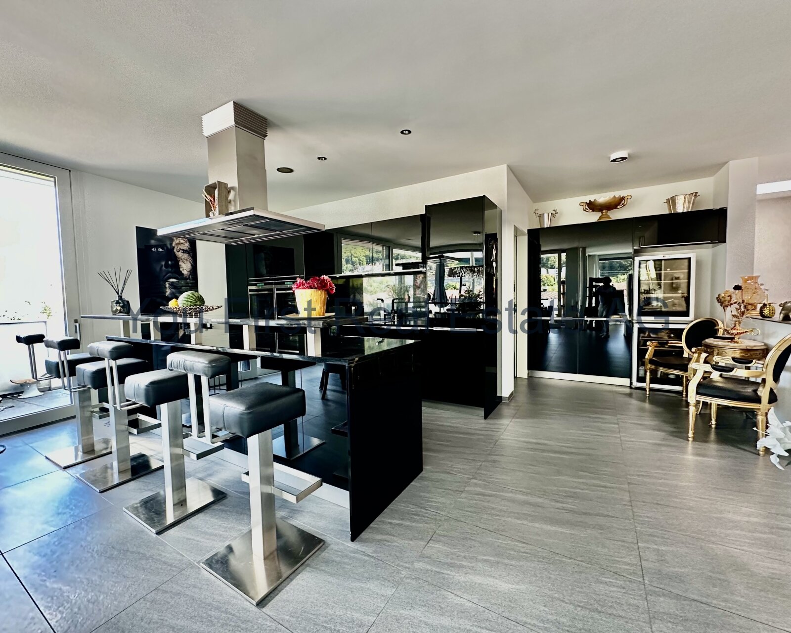 Traumhafte Attikawohnung mit Luxus und Weitblick