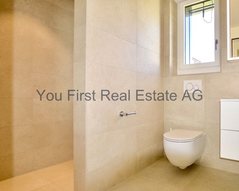 Schöne 4.5 Zimmer Gartenwohnung