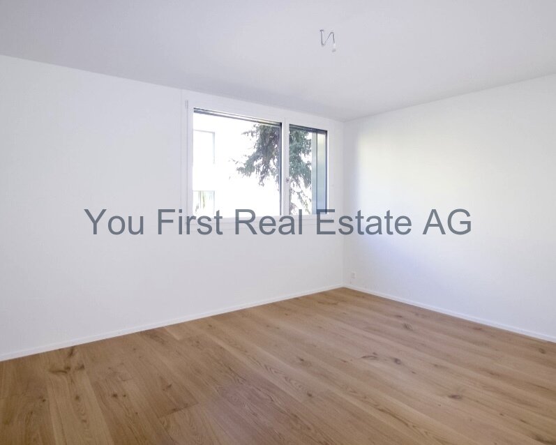 Schöne 4.5 Zimmer Gartenwohnung