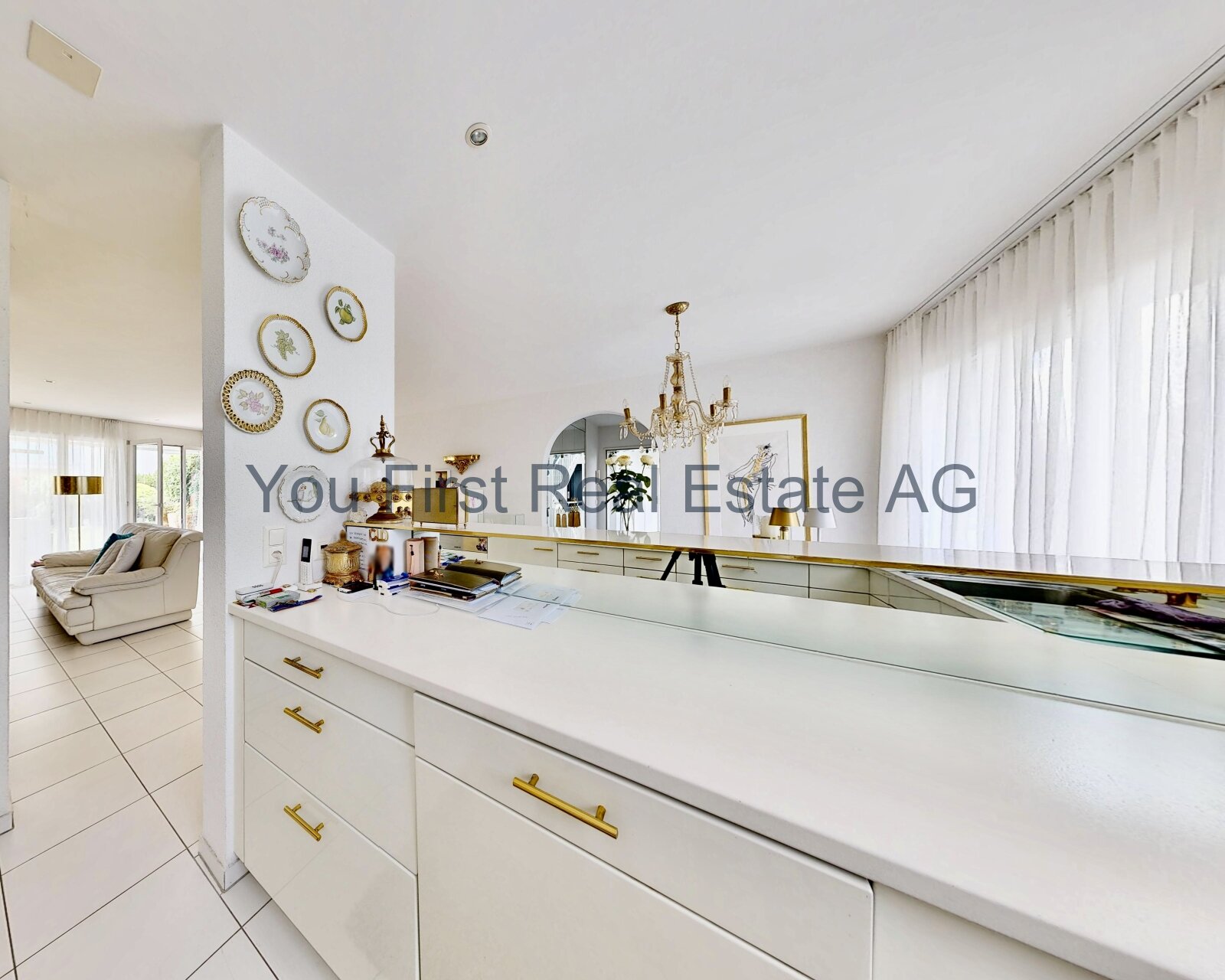 Elegantes Wohnen in Dietlikon: Modernes Zuhause mit Fernblick