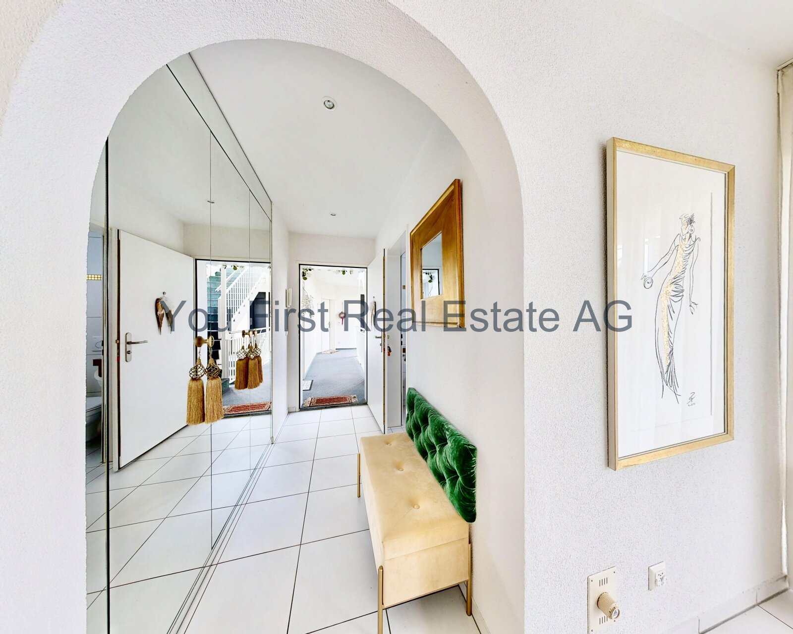 Elegantes Wohnen in Dietlikon: Modernes Zuhause mit Fernblick