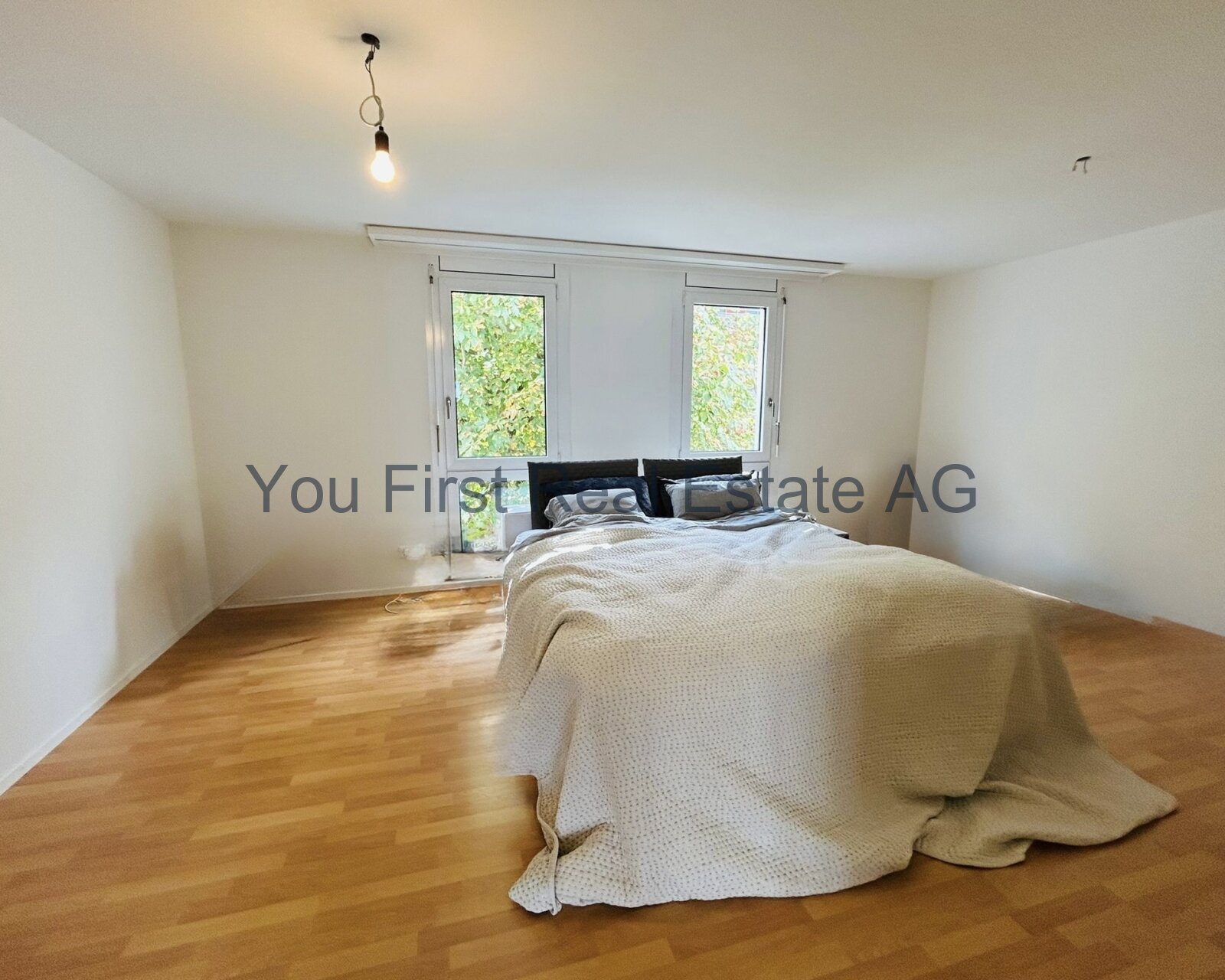 VERMIETET - Wohlfühloase mit Seeblick – Ihr neues Zuhause in Zug