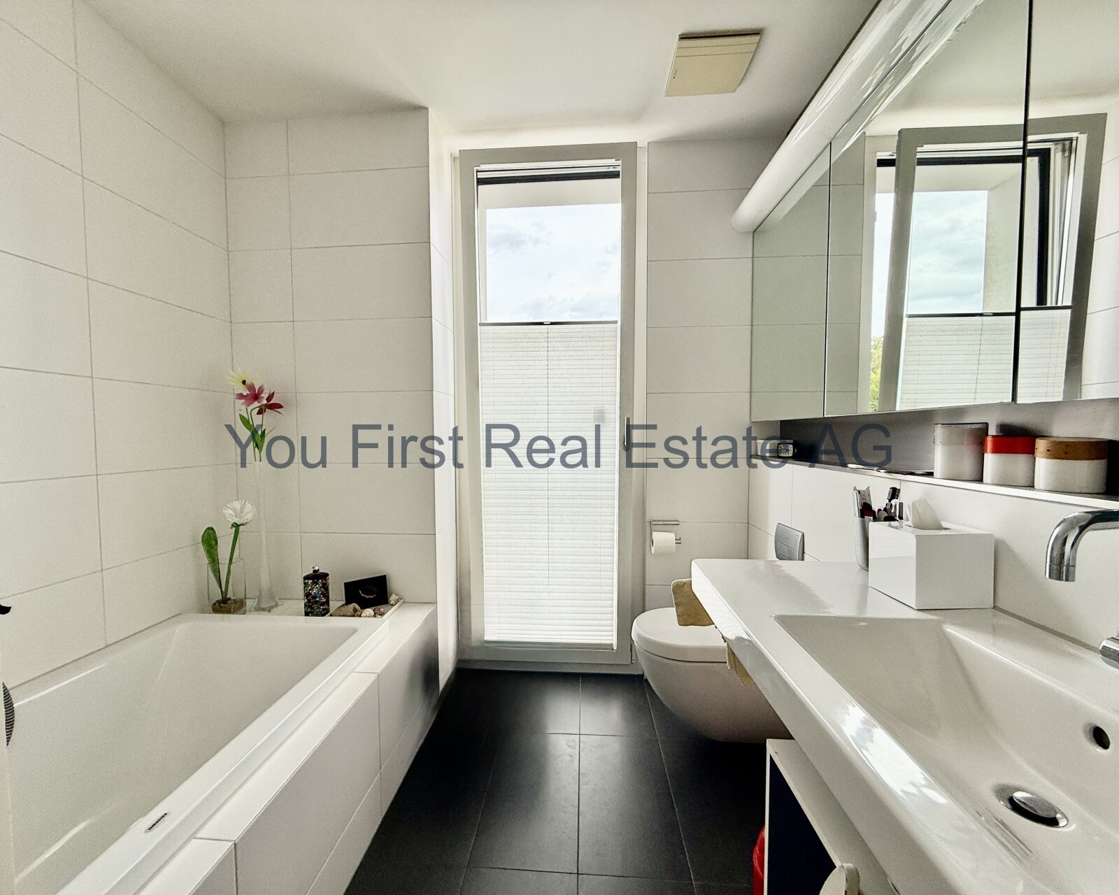 VERMIETET-Wohnen mit Fernblick: Ihr neues Zuhause in Kilchberg