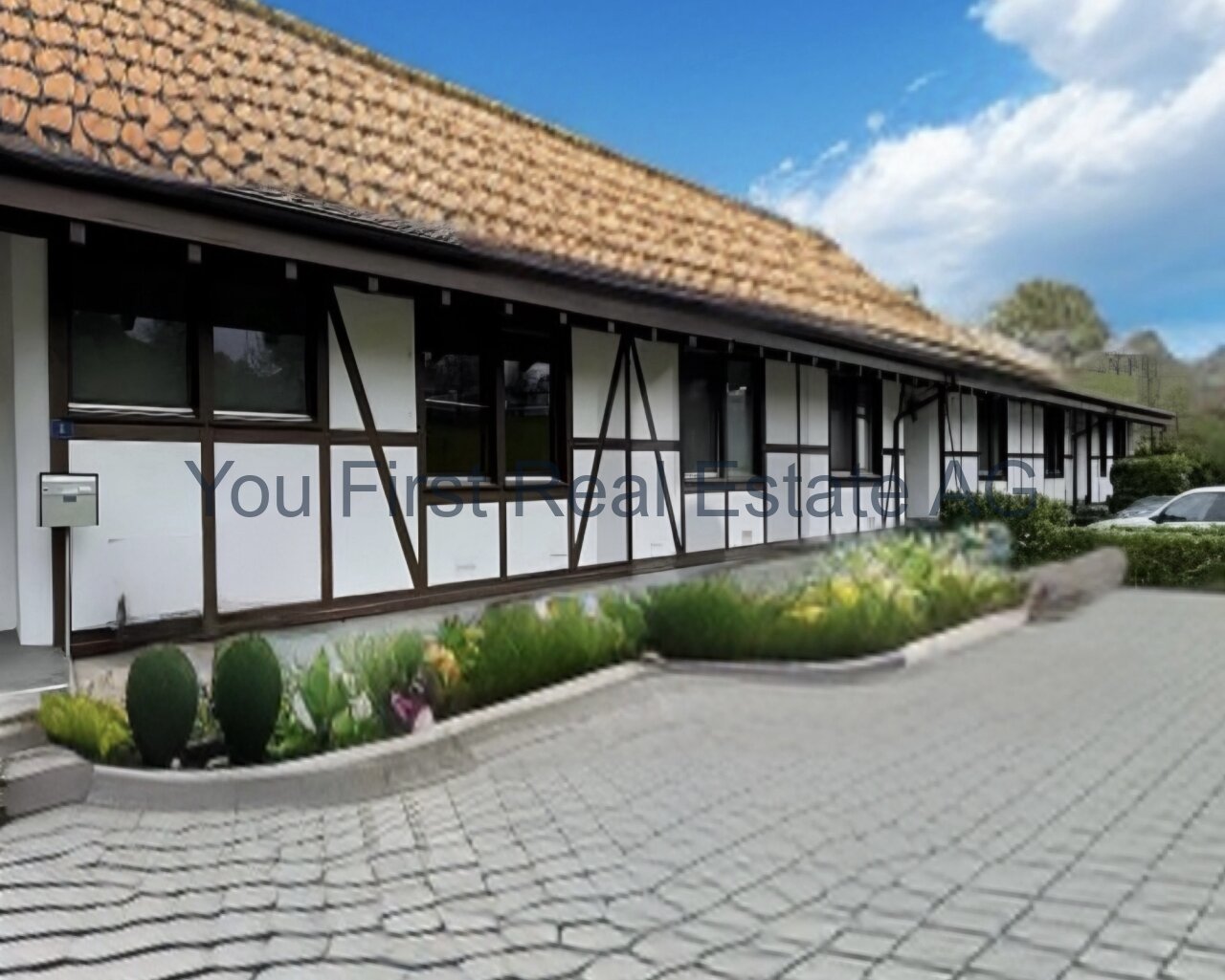 Moderne Gewerbefläche mit charmantem Fachwerkambiente - Repräsentative Büro- oder Praxisimmobilie mit Parkplätzen