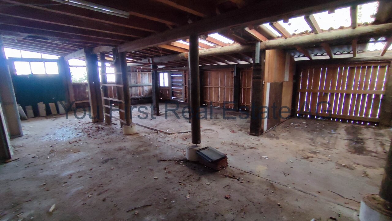 Ausbau-Potential: Großzügige Scheune mit Loft-Charakter und Erweiterungsmöglichkeiten