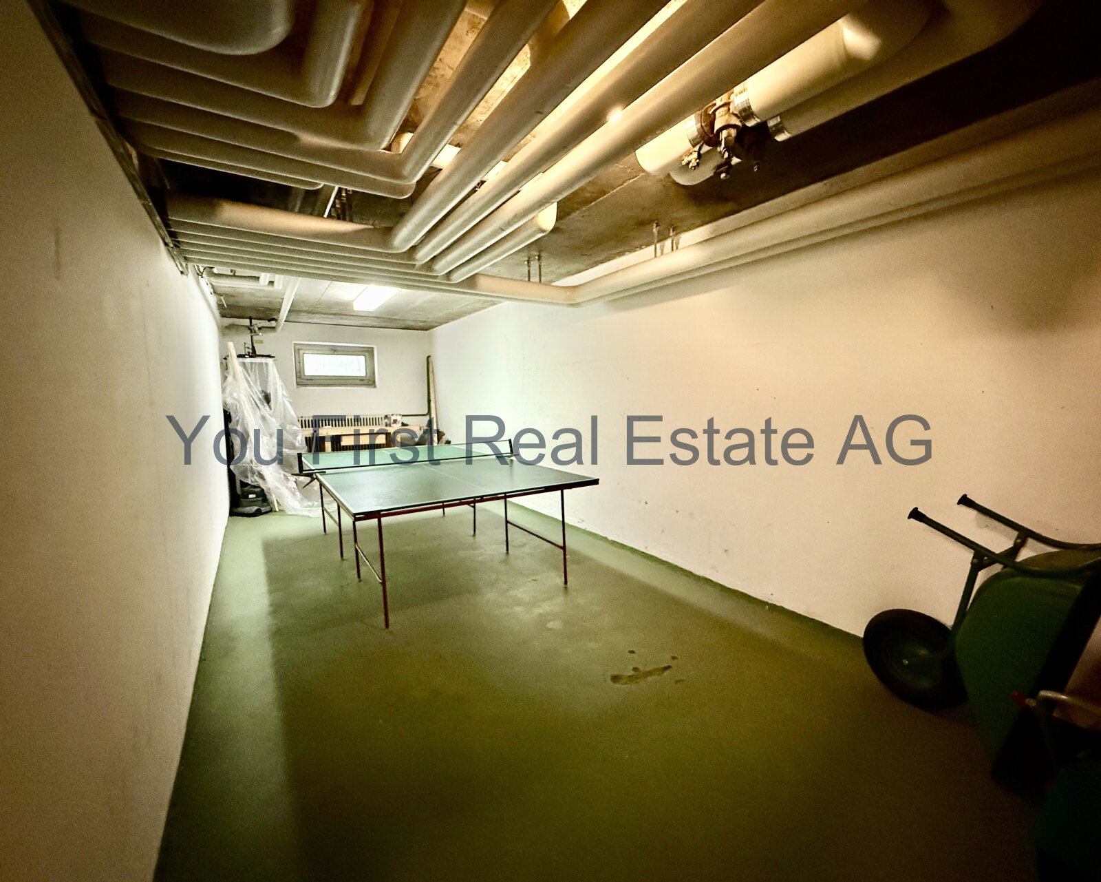 Multifunktionaler Kellerraum mit Potenzial - Ideal für Hobby & Freizeit!